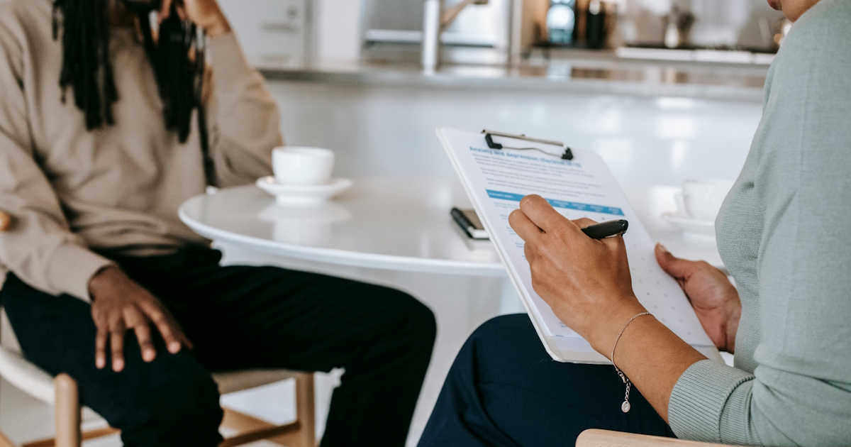 Image representing title 'HR Managers Benefiting from QR Code Technology'